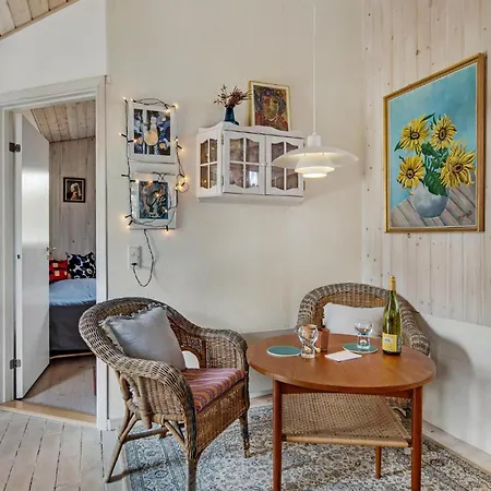 Vakantiehuis Awesome In With Kitchen